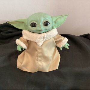 Disney, Star Wars, The Child , Mandalorian Grogu, Animatronic